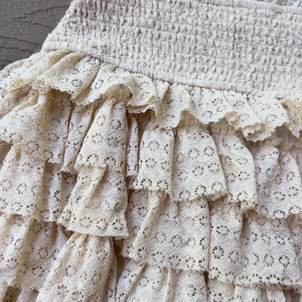 American Eagle Lace Tiered Mini Skirt Size Medium Boho Festival Preppy